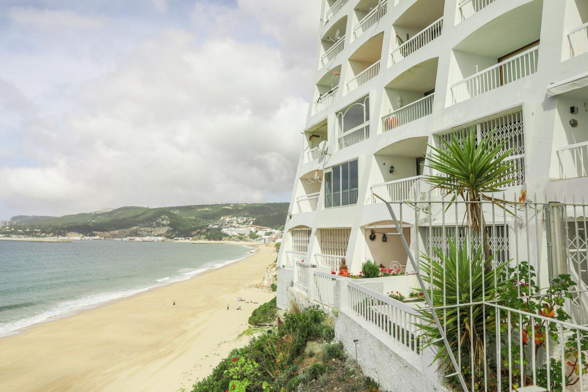 Apartamento Sol Da Falesia Sesimbra Luaran gambar